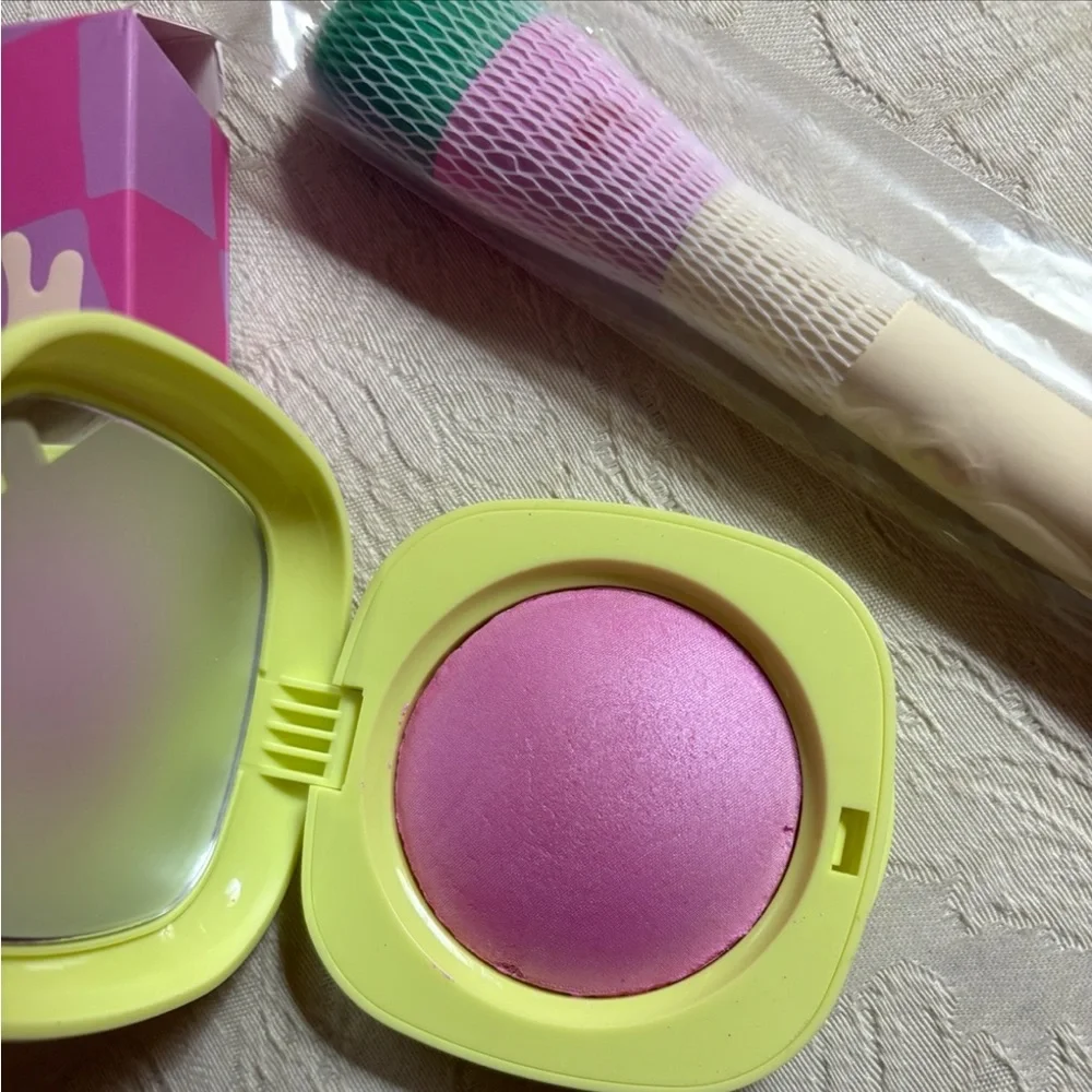 Made by Mitchell Blursh Pods Baked Blush & Brush Bundle Bit My Tongue BNIB